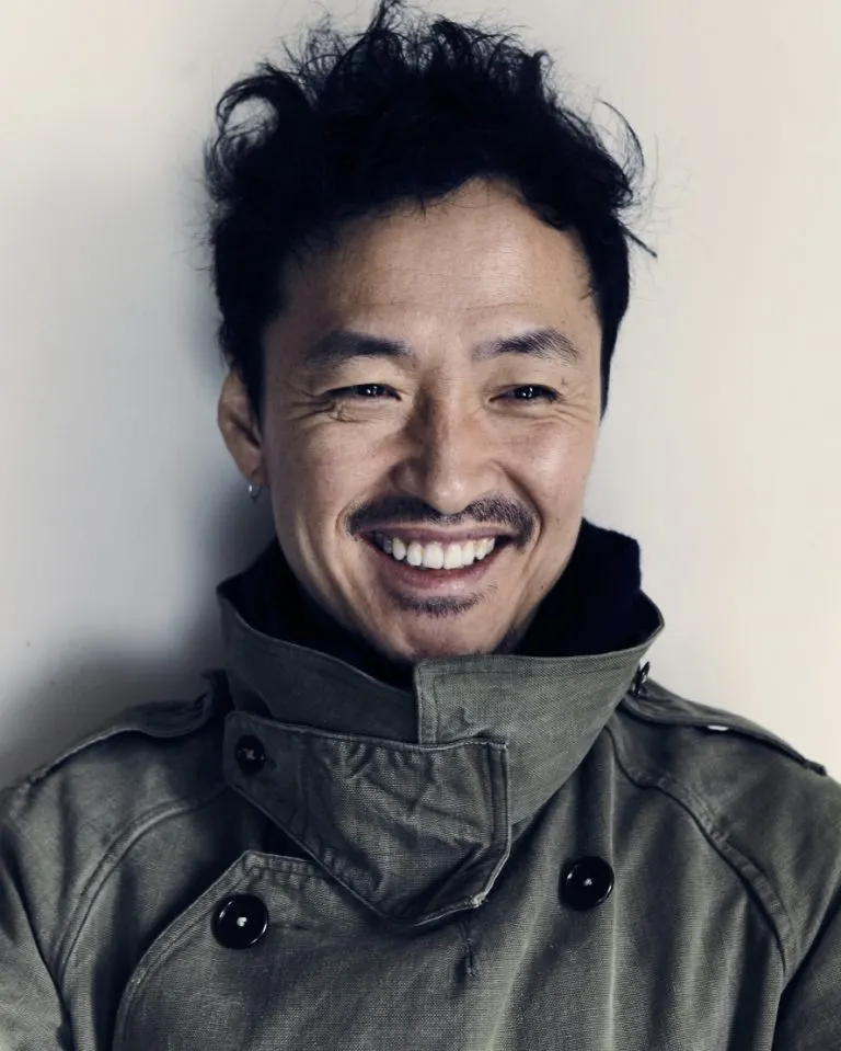 강산에