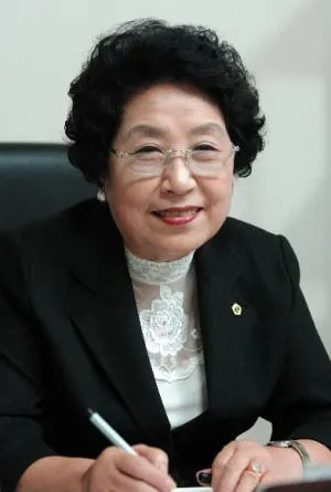 강영숙(1931)