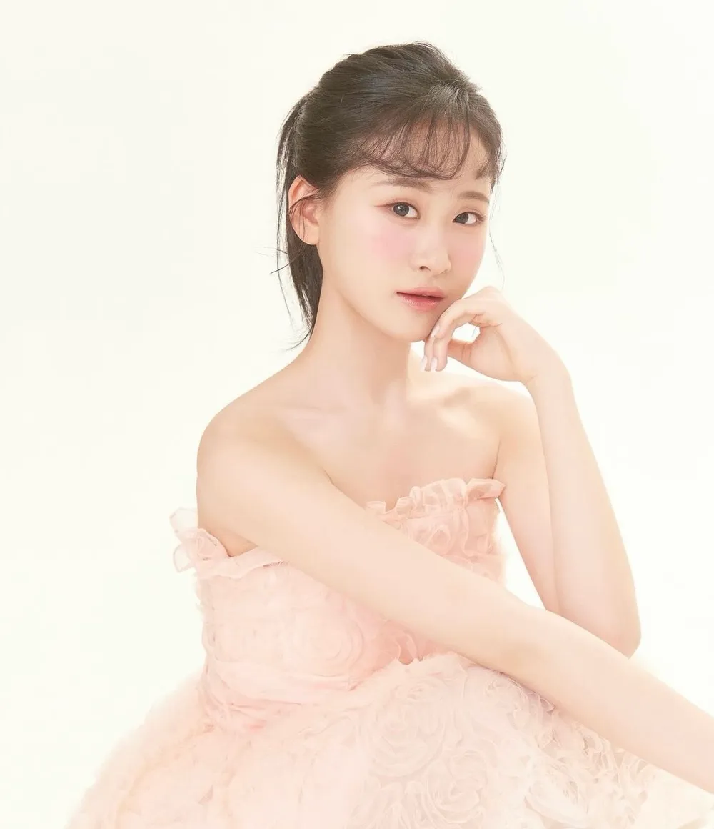 김다현(트로트 가수)