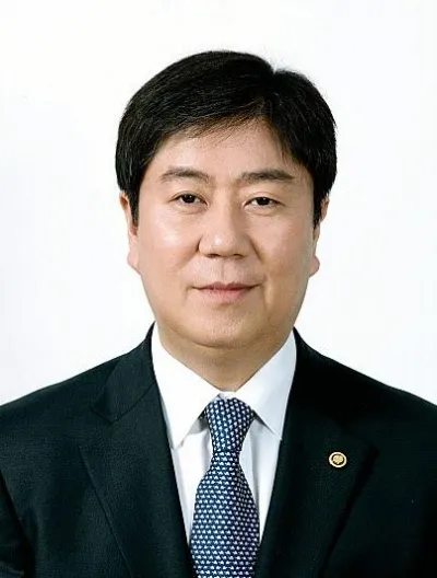 김대기(공무원)