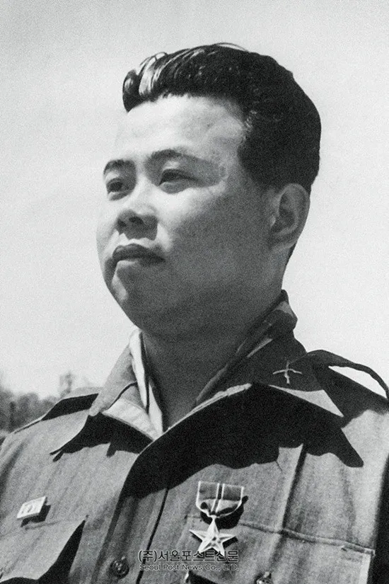 김동석(1923)