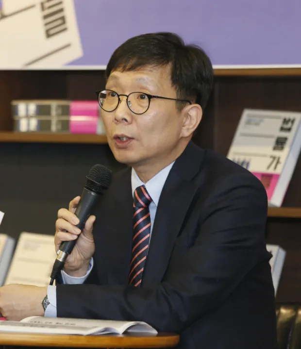 김두식