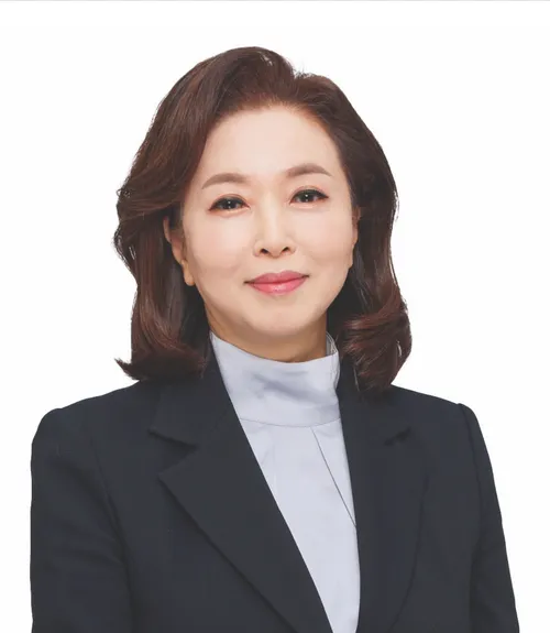 김민전 사주