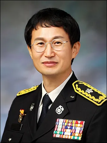 김승룡(소방공무원)