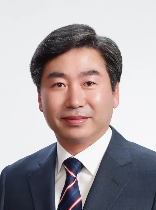 김영욱(정치인)