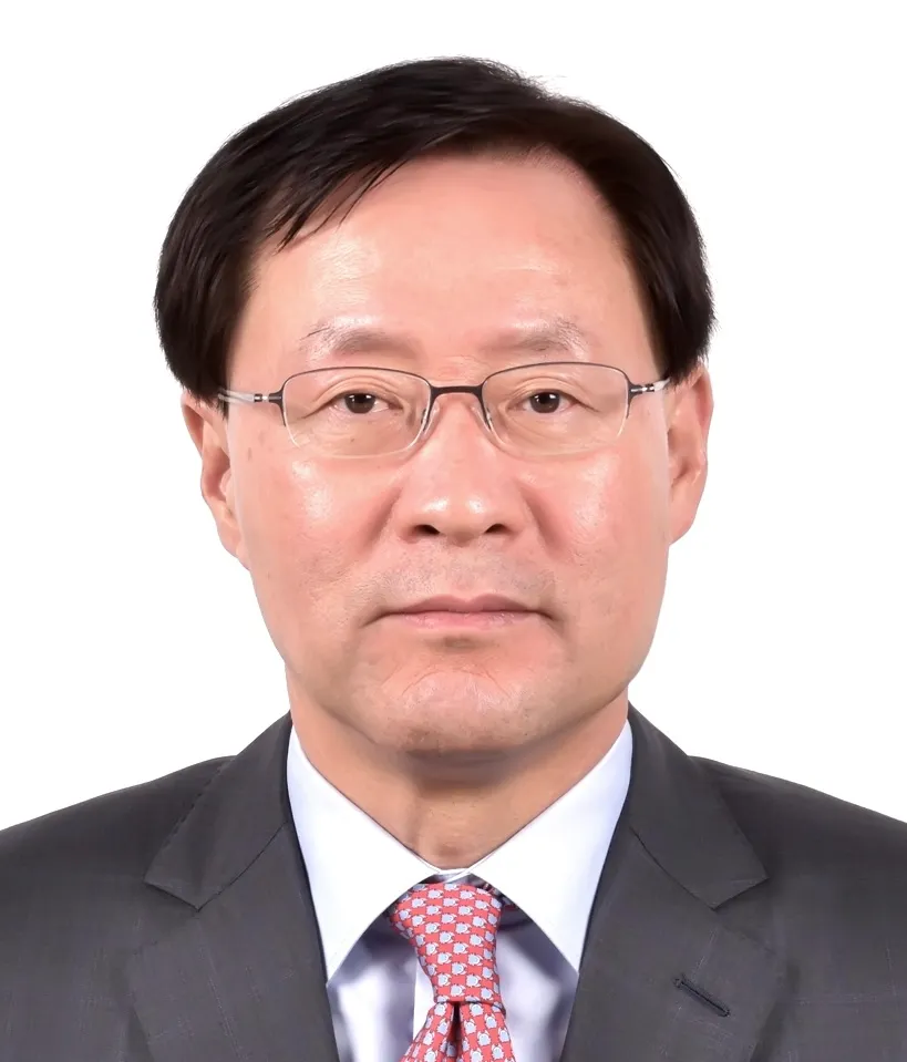 김진태(1952) 사주