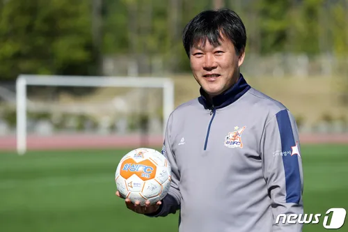 김학철(축구인)