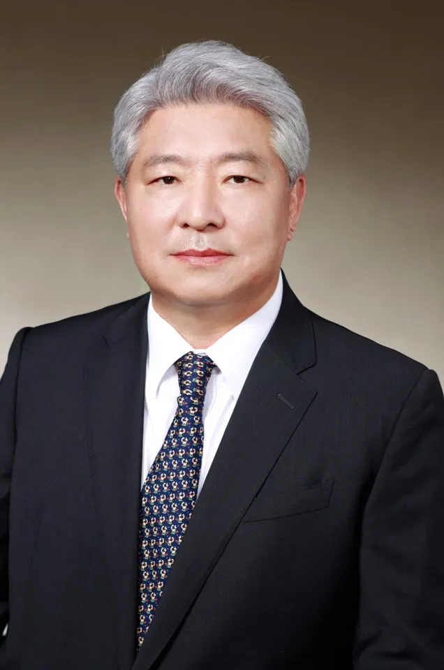 김홍일(법조인)