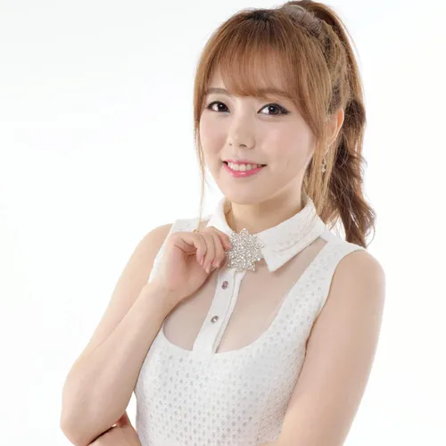 레나(MC)