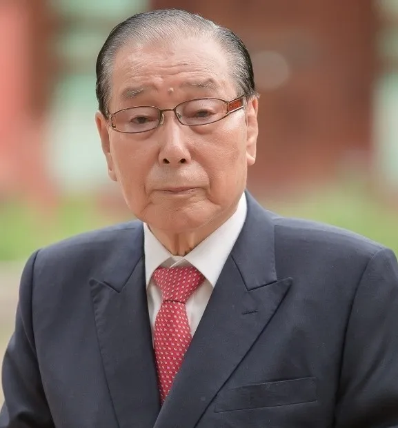 박권흠