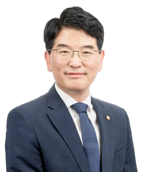 박완주