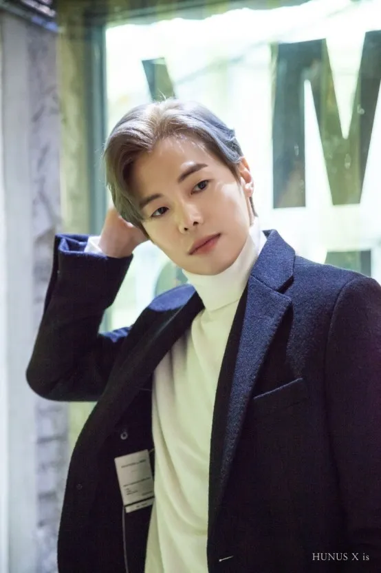 박은석
