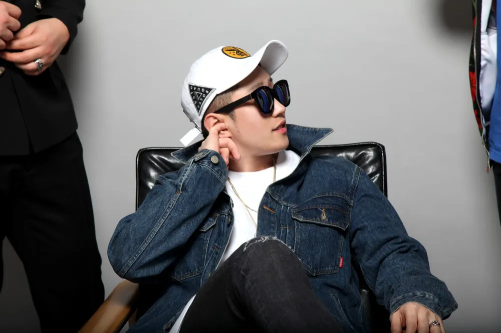 박조현