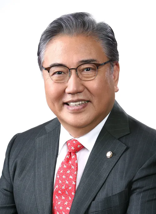 박진