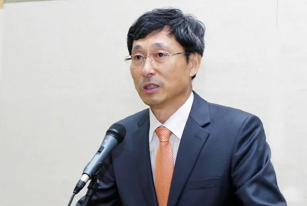 박한일