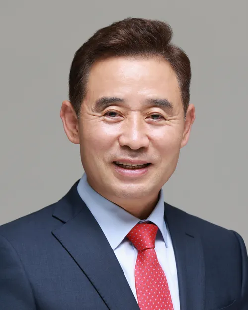 백영현