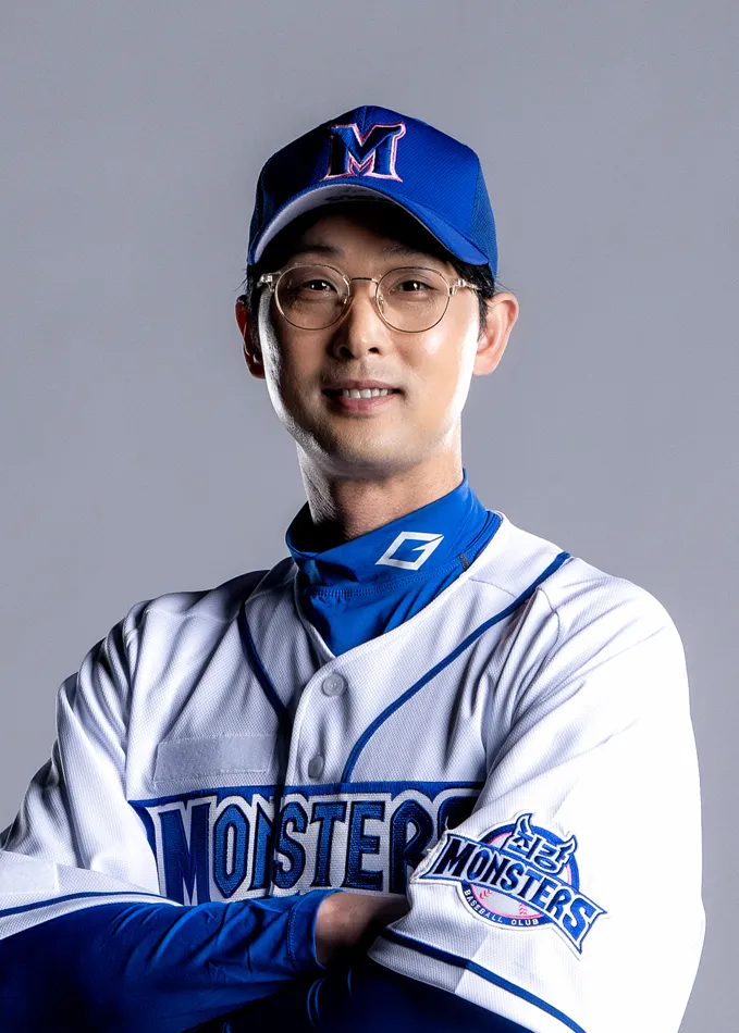 서동욱