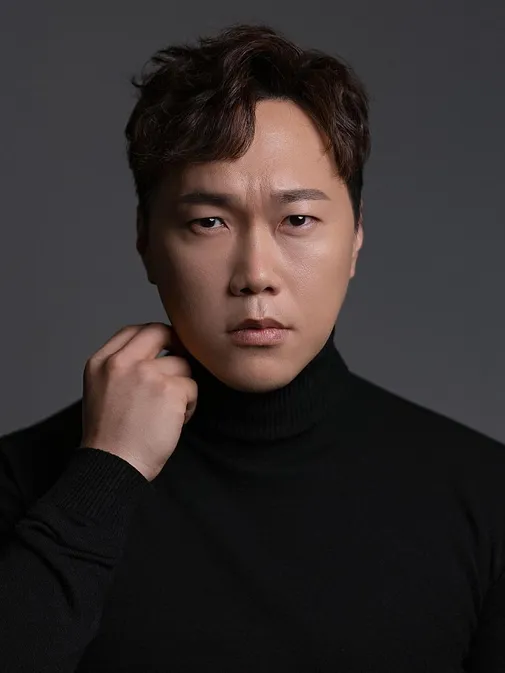 송진우(배우)