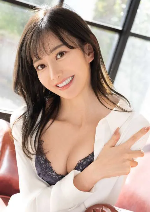 아오야마 아이나