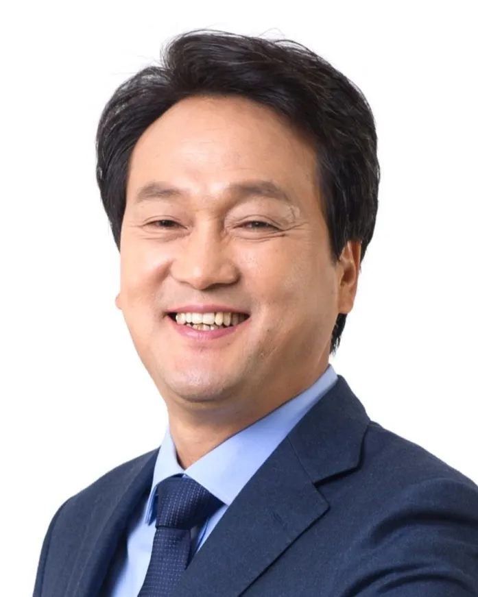 안민석