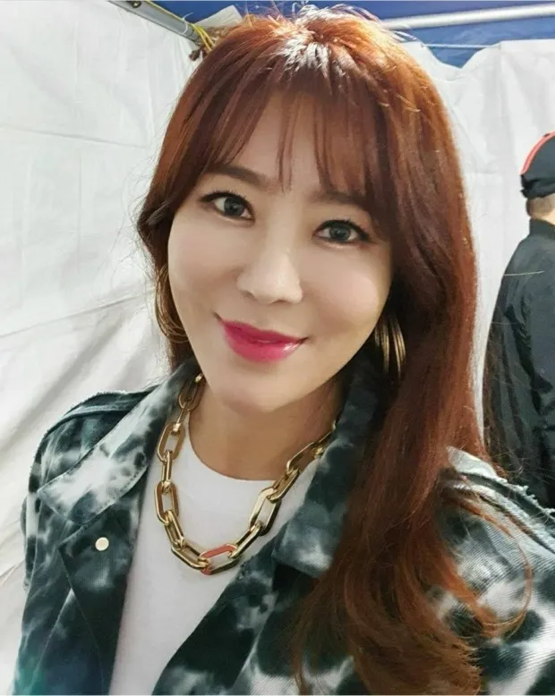 유영(자자)
