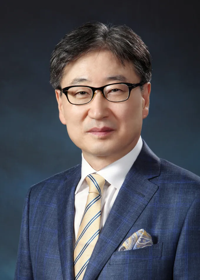 윤부근