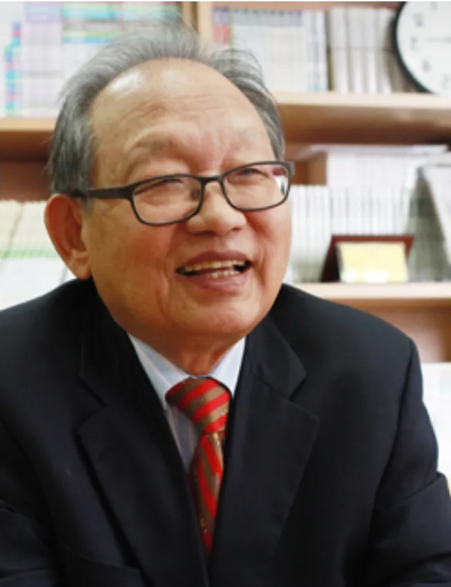 이명현