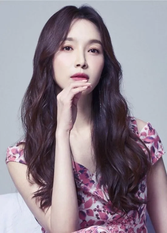 이민영 사주