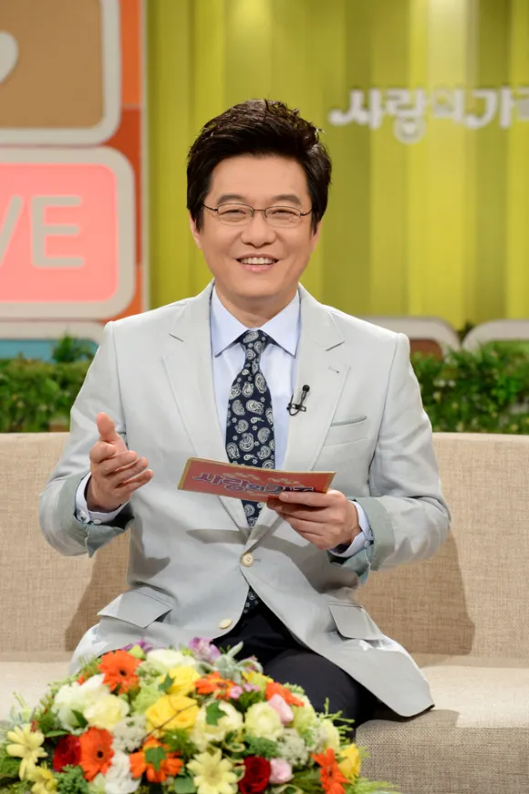 이성민(아나운서)