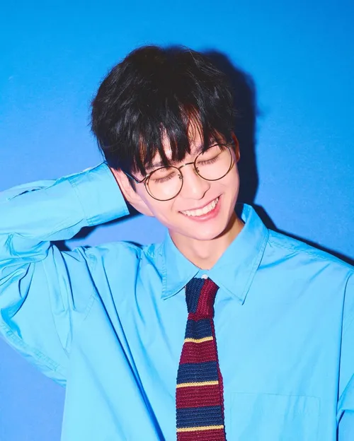 이신혁