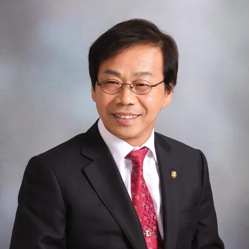이완영