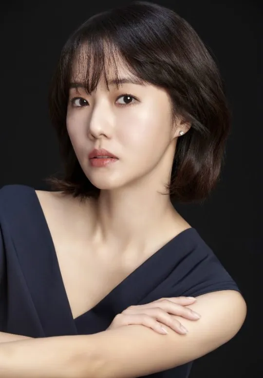 이정현(멀티 엔터테이너)