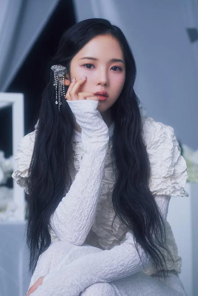 이지우(tripleS) 사주