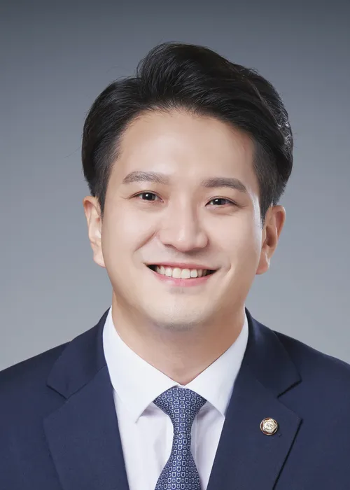 전용기(정치인)