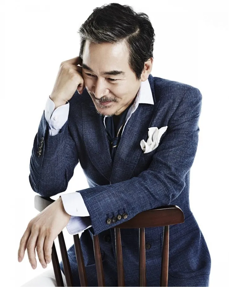 정보석