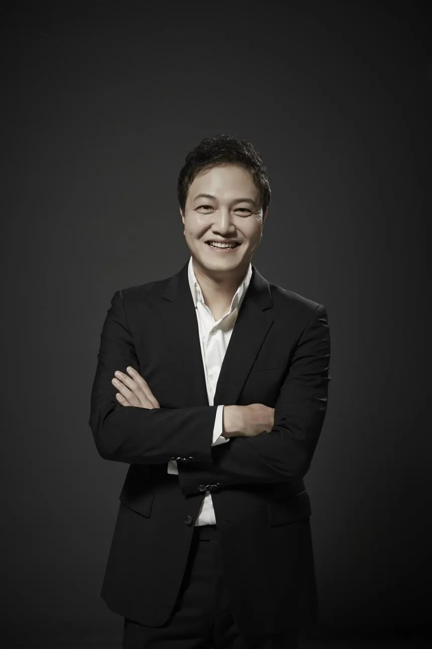 정웅인