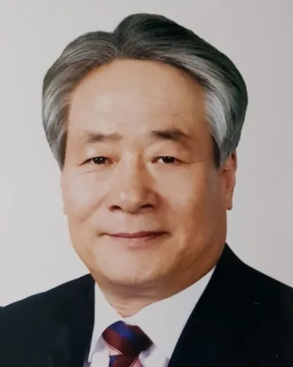 정인식