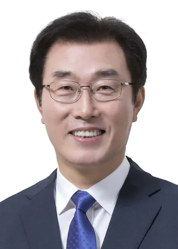 정재웅(정치인)