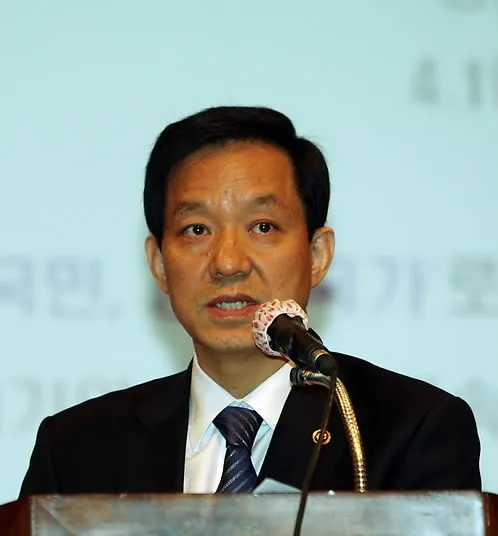 정창섭