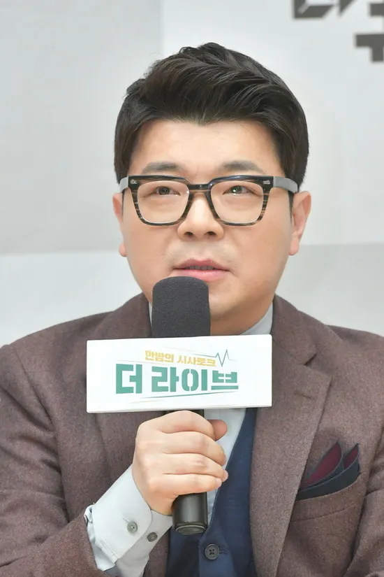 최욱