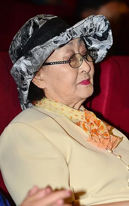 한명숙(가수)