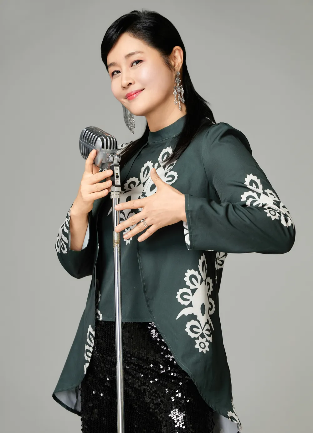 홍주(가수)