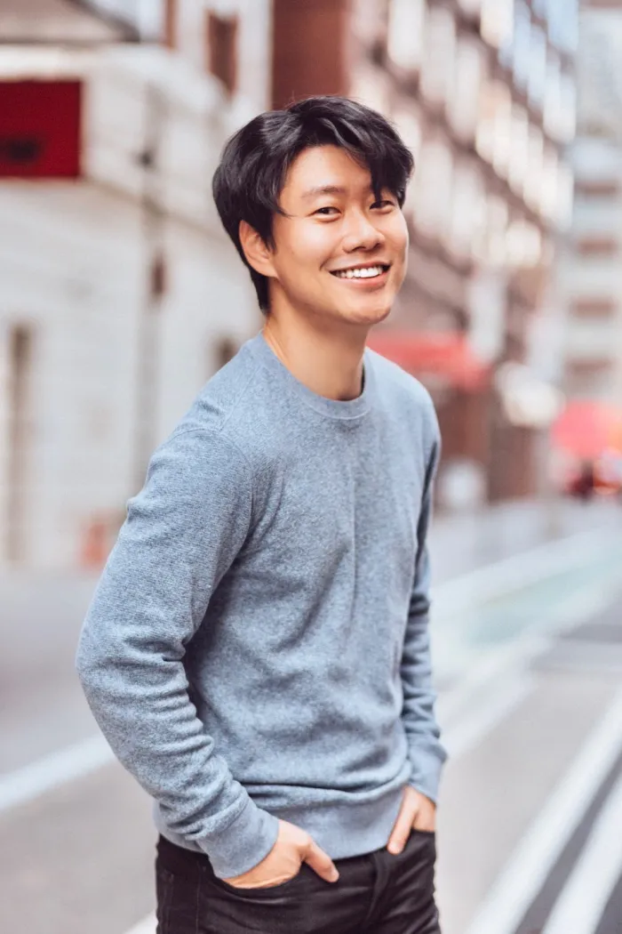 황주민